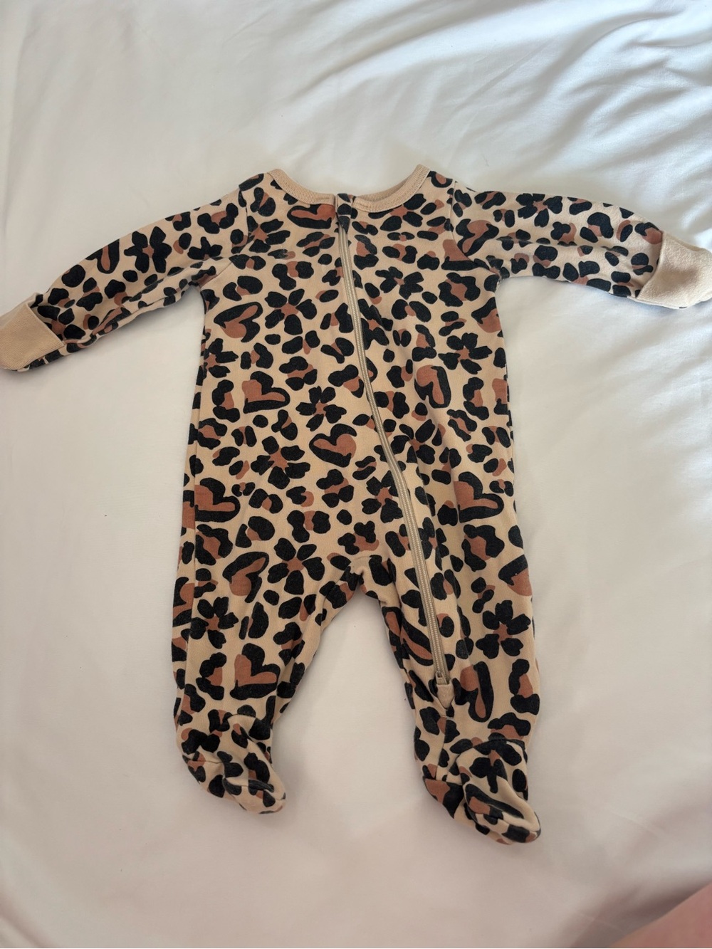 wonder nation Leopard & Heart Footed One-Piece in Pink and Tan